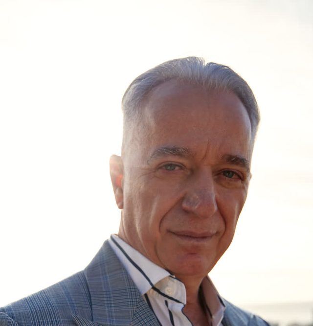 Meir Ezra
